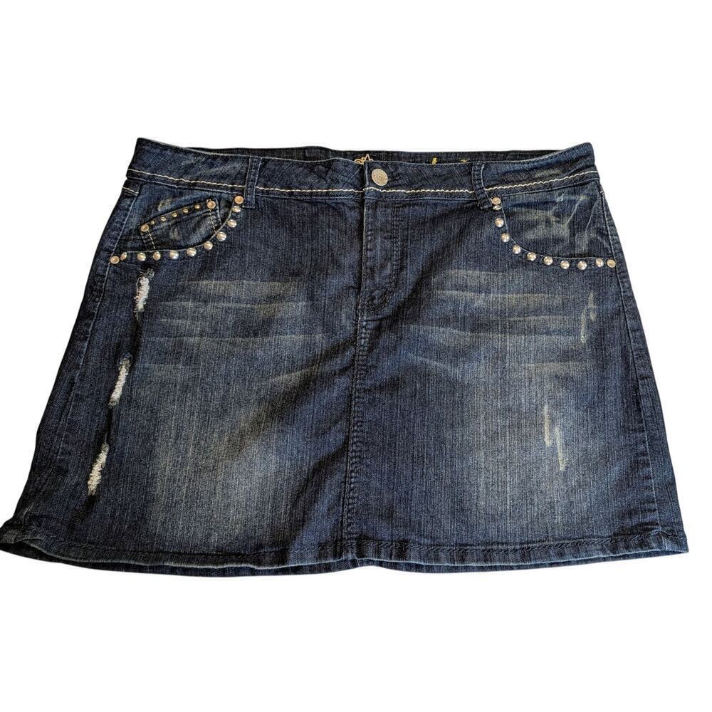 Almost Famous Distressed Stretch Denim Mini Skirt Pockets Plus Size 22 - Picture 1 of 10